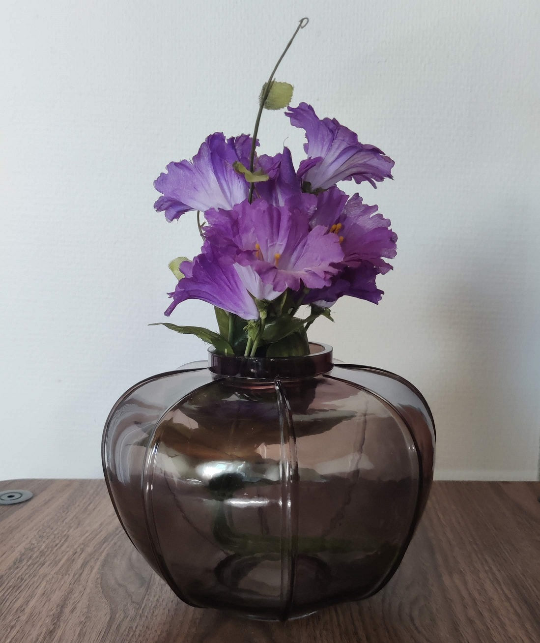 Vas i rökt glas - Lene Bjerre