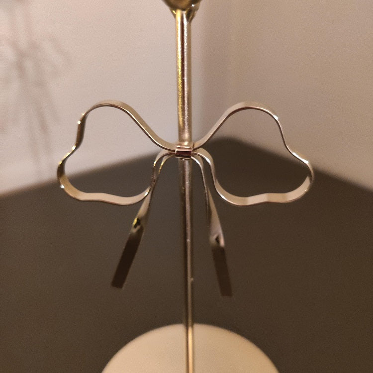 Ljusstake med rosett